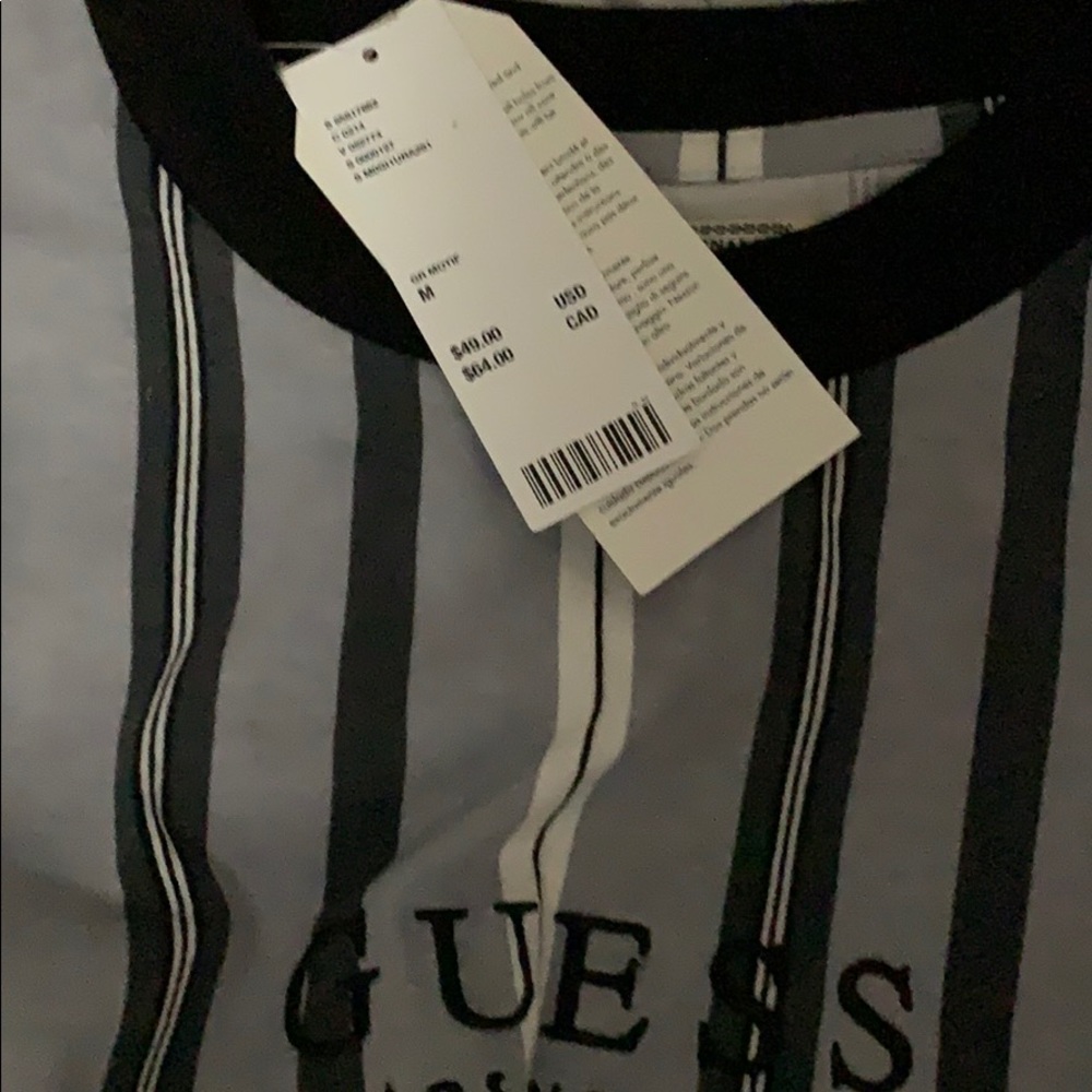 GUESS grey stripped T-shirt - Picture 4 of 4